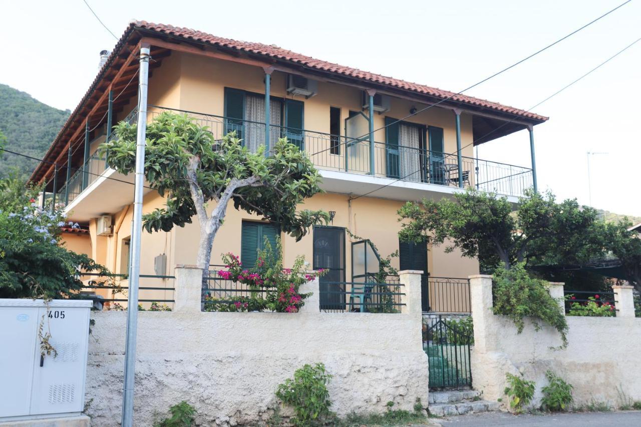 Cosy Budget Rooms To Rent In Ipsos Corfu Exterior photo